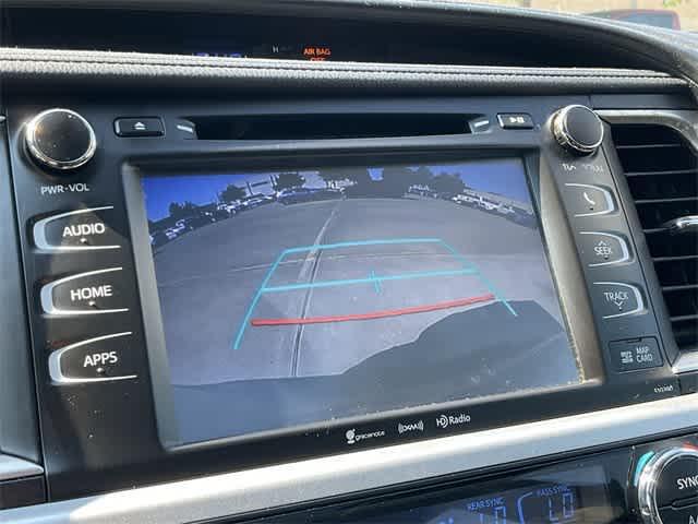 used 2019 Toyota Highlander car, priced at $29,063