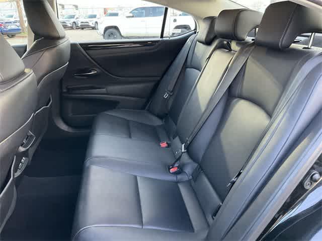 used 2020 Lexus ES 350 car, priced at $28,010