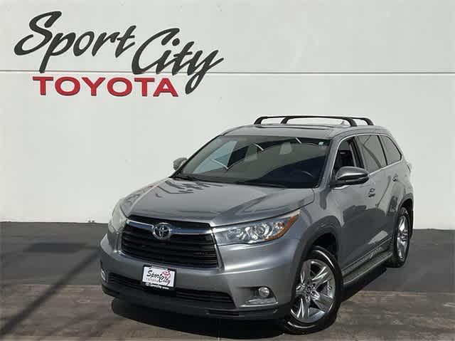 used 2016 Toyota Highlander car, priced at $22,772