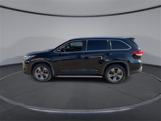 used 2019 Toyota Highlander car, priced at $32,879