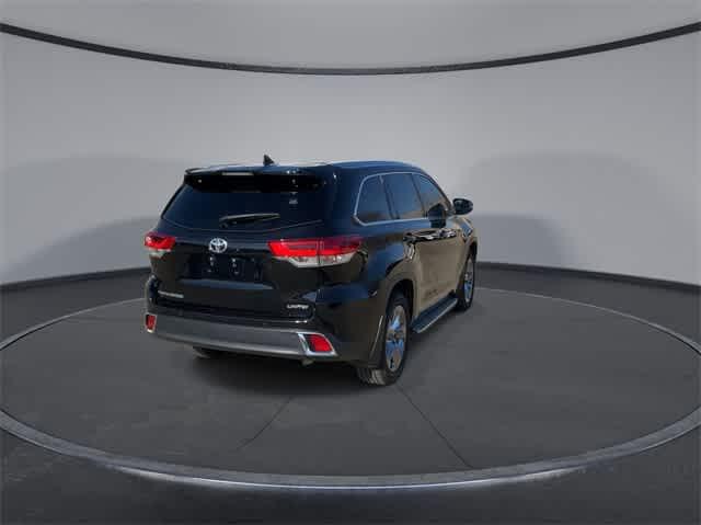 used 2019 Toyota Highlander car, priced at $32,879