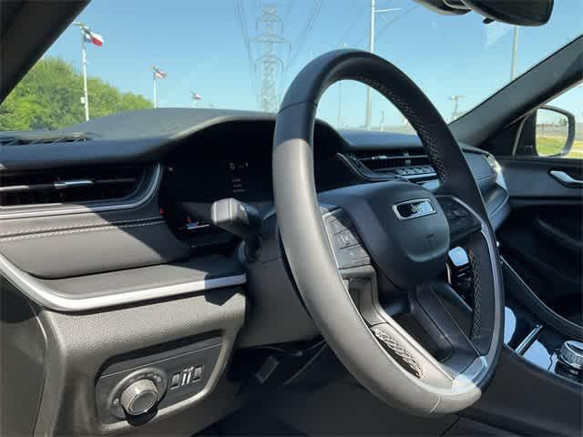 used 2024 Jeep Grand Cherokee L car, priced at $33,905