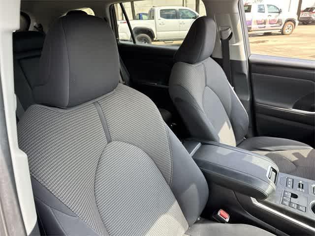 used 2023 Toyota Highlander car, priced at $33,761