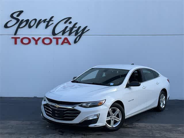 used 2019 Chevrolet Malibu car, priced at $10,107