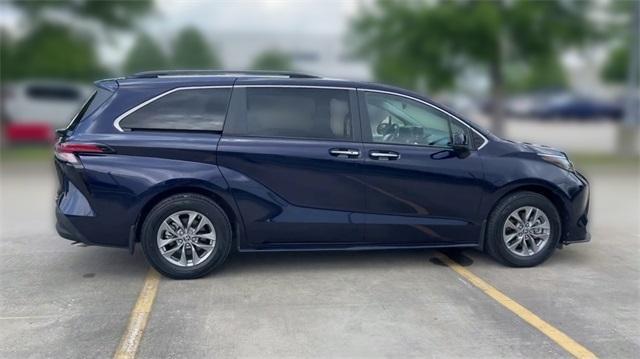 used 2022 Toyota Sienna car, priced at $30,252