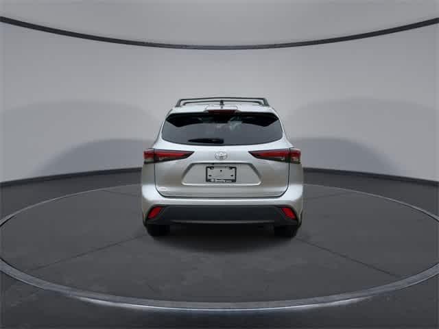 used 2024 Toyota Highlander car, priced at $39,272