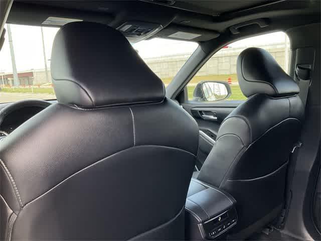 used 2024 Toyota Highlander car, priced at $38,935