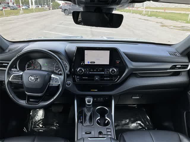 used 2024 Toyota Highlander car, priced at $38,935