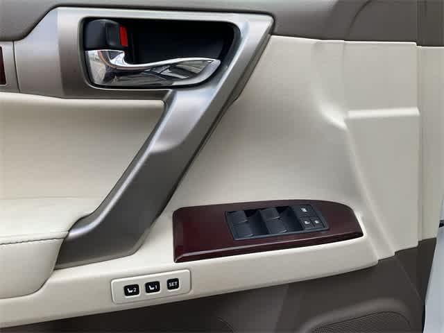 used 2019 Lexus GX 460 car, priced at $34,306