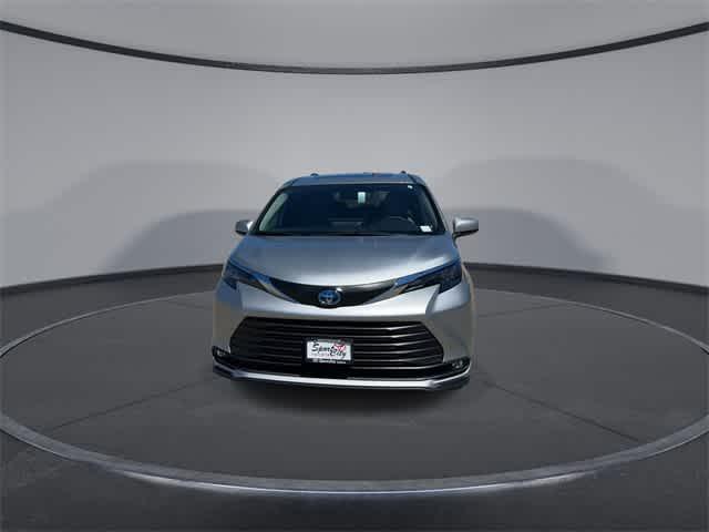 new 2025 Toyota Sienna car, priced at $47,201