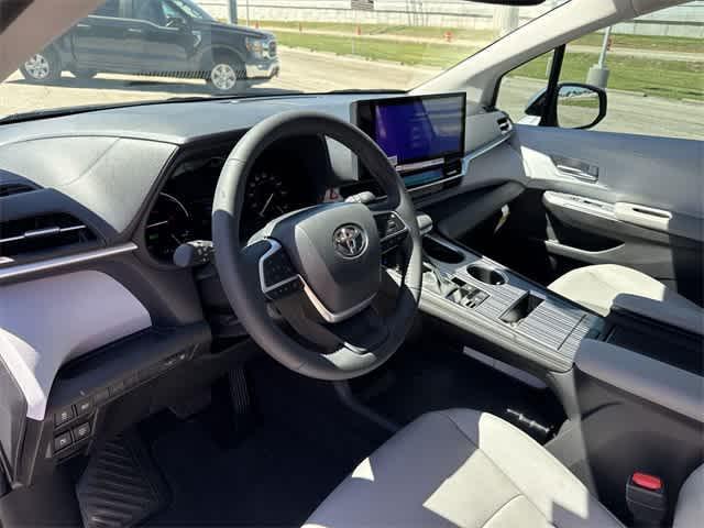 new 2025 Toyota Sienna car, priced at $47,201
