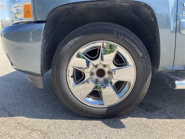 used 2011 Chevrolet Silverado 1500 car, priced at $15,390