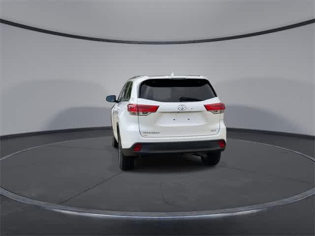 used 2018 Toyota Highlander car, priced at $19,977