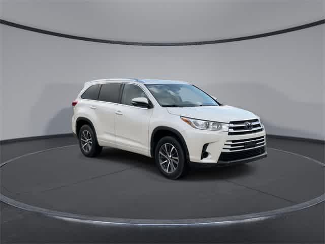 used 2018 Toyota Highlander car, priced at $19,977