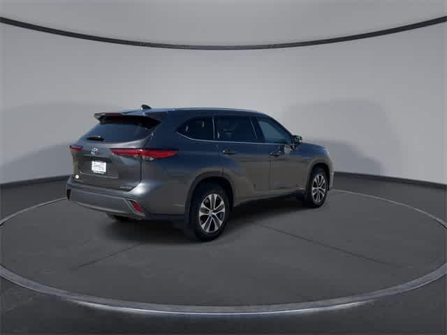 used 2021 Toyota Highlander car, priced at $29,681