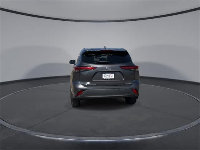 used 2021 Toyota Highlander car, priced at $29,681