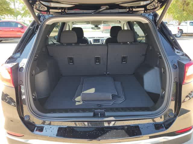 used 2021 Chevrolet Equinox car, priced at $23,036