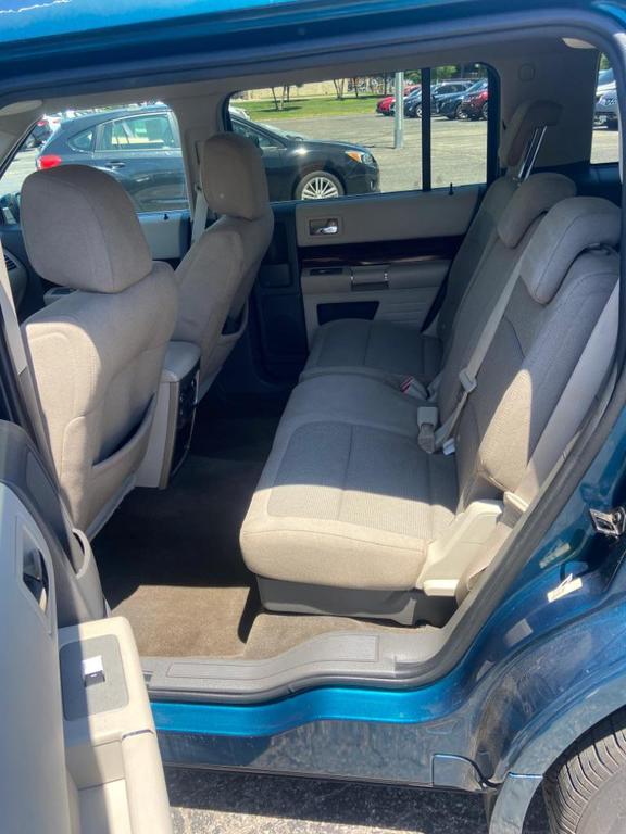 used 2011 Ford Flex car, priced at $7,980