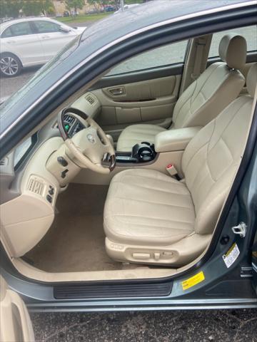 used 2004 Toyota Avalon car, priced at $8,900