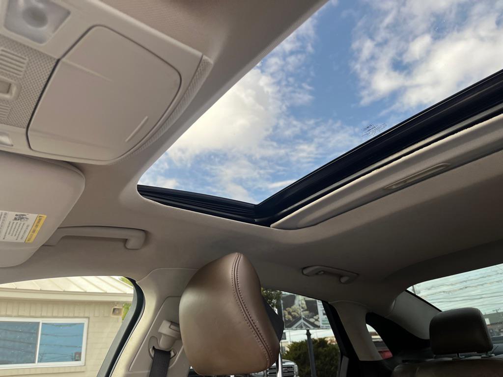 used 2014 Lincoln MKZ Hybrid car, priced at $9,995
