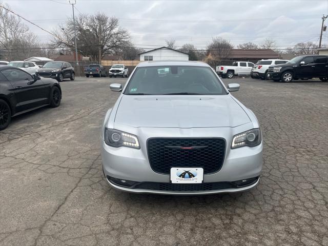 used 2022 Chrysler 300 car, priced at $29,995