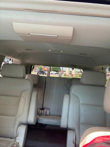 used 2017 GMC Yukon car, priced at $28,625