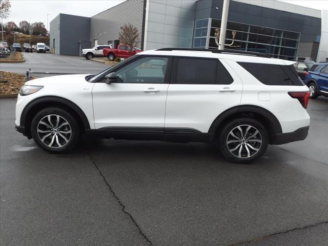 new 2025 Ford Explorer car, priced at $46,847