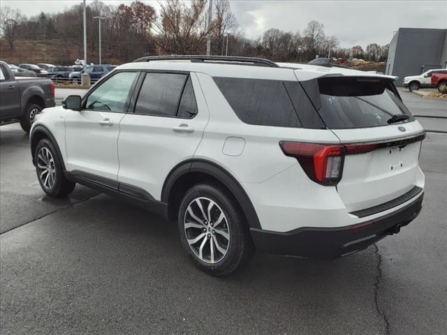 new 2025 Ford Explorer car, priced at $46,847