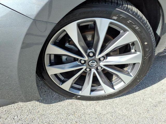used 2021 Nissan Maxima car, priced at $26,348