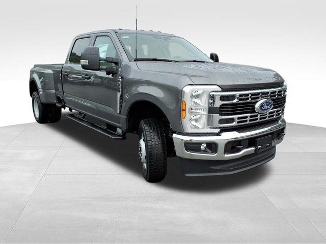 new 2026 Ford F-350 car, priced at $64,923