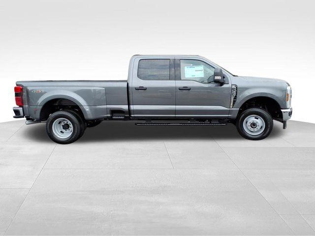 new 2026 Ford F-350 car, priced at $64,923