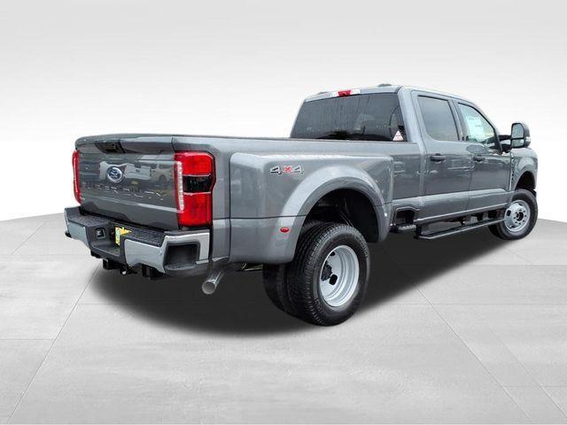 new 2026 Ford F-350 car, priced at $64,923