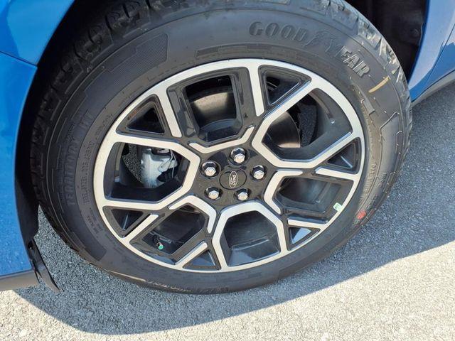 new 2025 Ford Maverick car, priced at $35,051