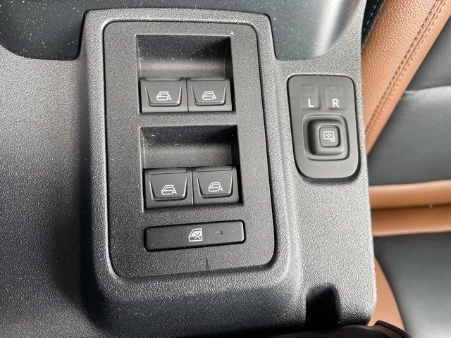 used 2024 Ford Bronco car, priced at $50,418