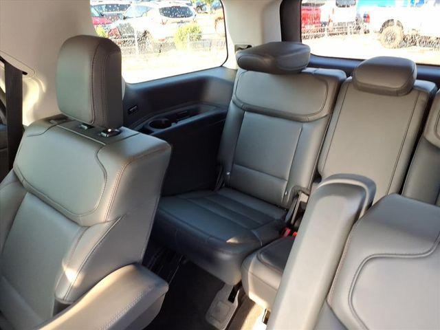 new 2025 Ford Expedition car, priced at $69,731