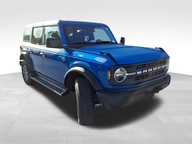 new 2025 Ford Bronco car, priced at $48,670