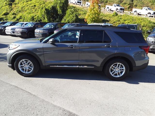 new 2025 Ford Explorer car, priced at $39,227