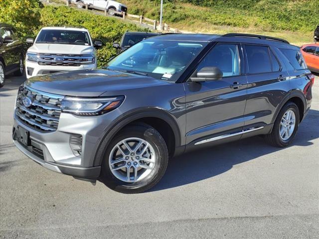 new 2025 Ford Explorer car, priced at $36,727