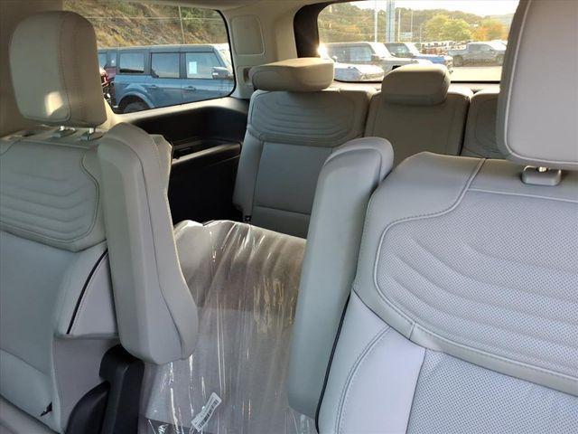 new 2025 Ford Expedition car, priced at $91,645