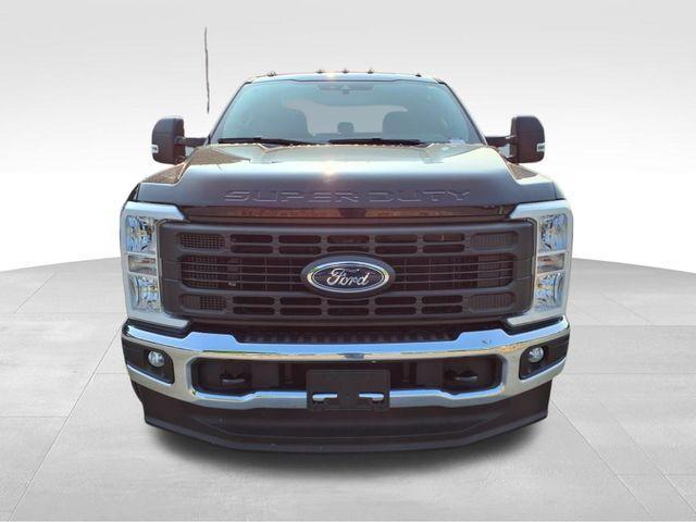 new 2025 Ford F-250 car, priced at $67,165
