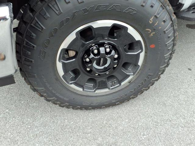 new 2025 Ford F-350 car, priced at $61,444