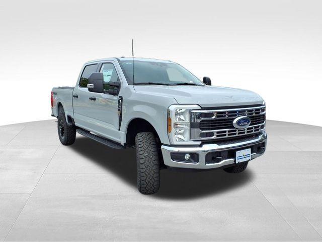 new 2025 Ford F-350 car, priced at $61,444