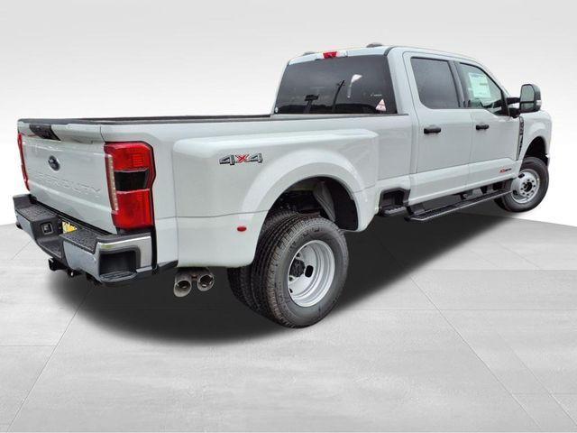 new 2025 Ford F-350 car, priced at $75,825