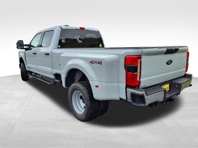 new 2025 Ford F-350 car, priced at $75,825