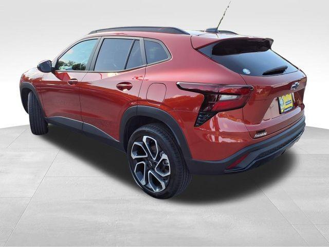 used 2024 Chevrolet Trax car, priced at $23,548