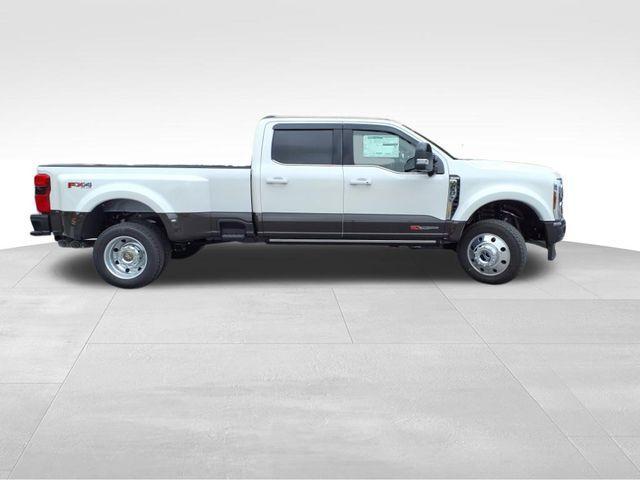new 2025 Ford F-450 car, priced at $101,140