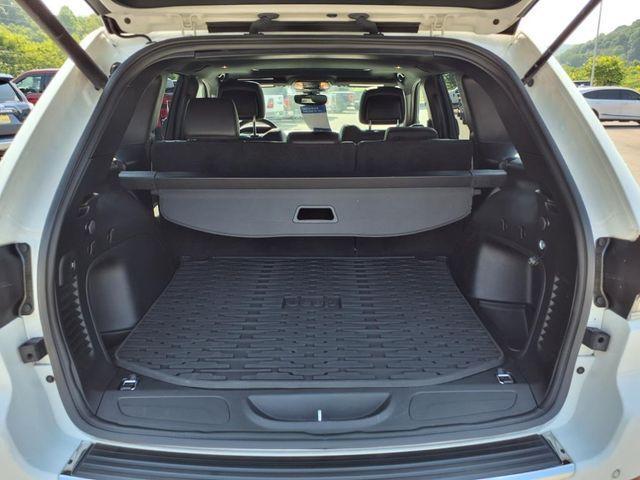 used 2021 Jeep Grand Cherokee car, priced at $25,938