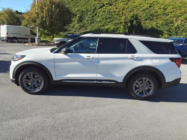 new 2025 Ford Explorer car, priced at $45,973