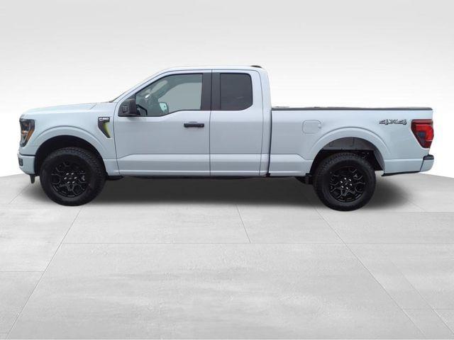 new 2025 Ford F-150 car, priced at $43,332