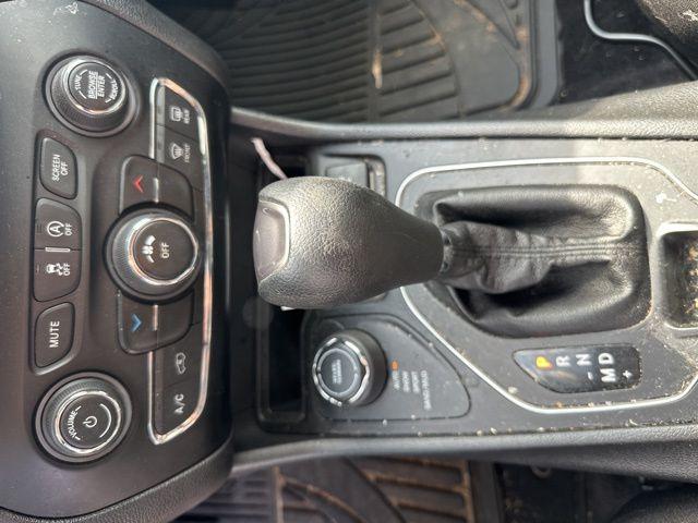 used 2019 Jeep Cherokee car, priced at $13,998